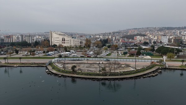 A W605588 04 600X338