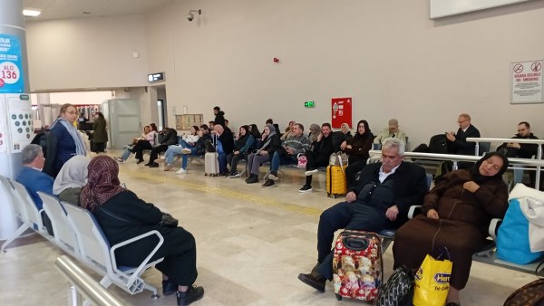 A W606003 03 600X338