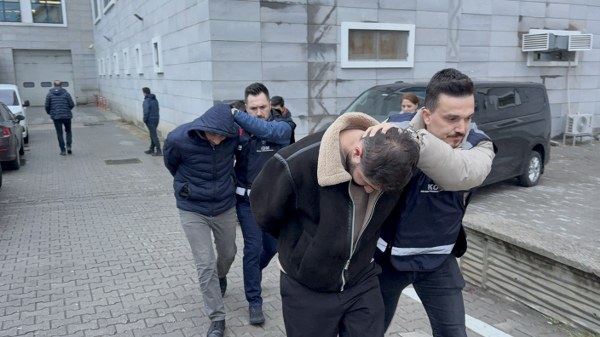 A W606877 02 600X337