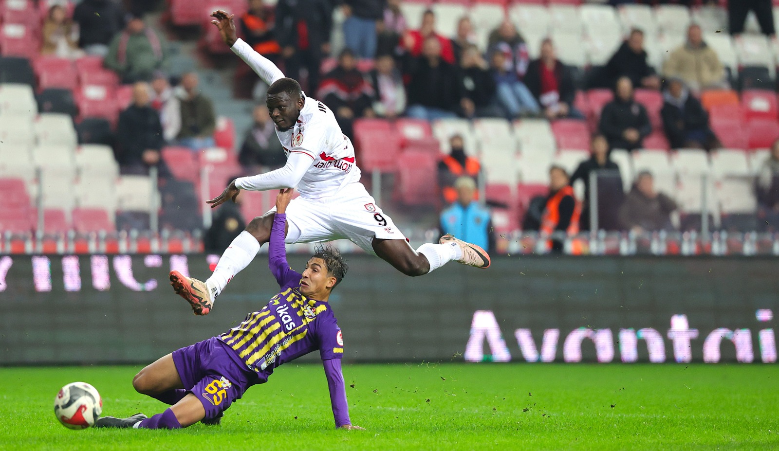 Whatsapp Image 2025 12 24 At 22.24.44