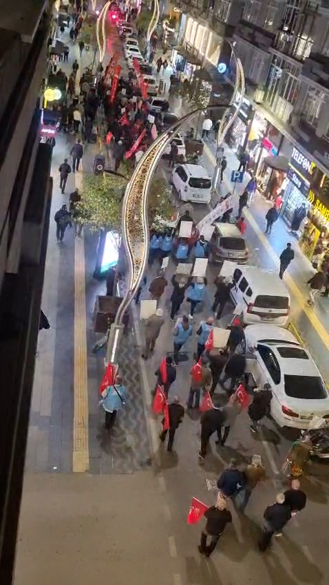 Whatsapp Video 2025 12 10 At 17.51.47.00 02 24 54.Still002