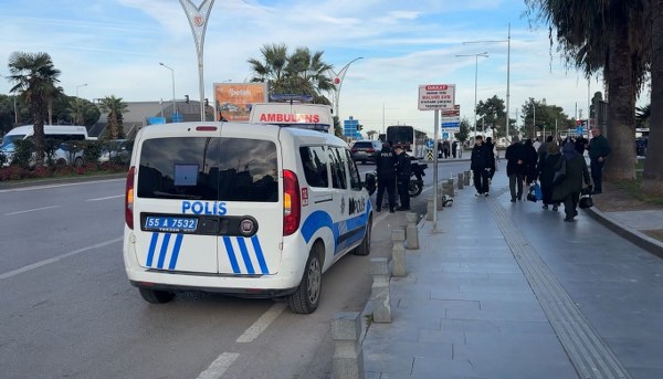 A W613974 01 600X343