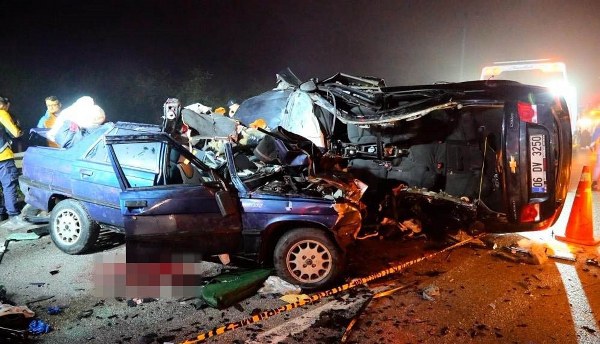 A W615702 01 600X344