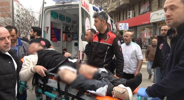 A W616087 02 600X325