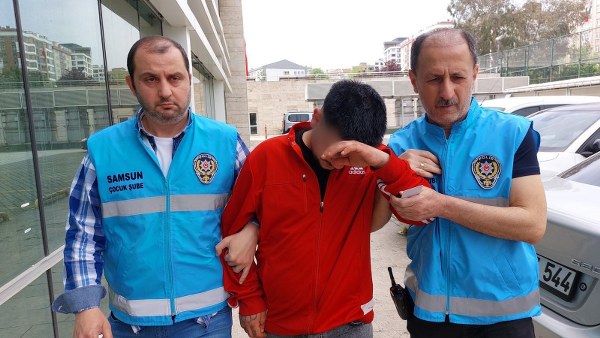 A W616150 01 600X338