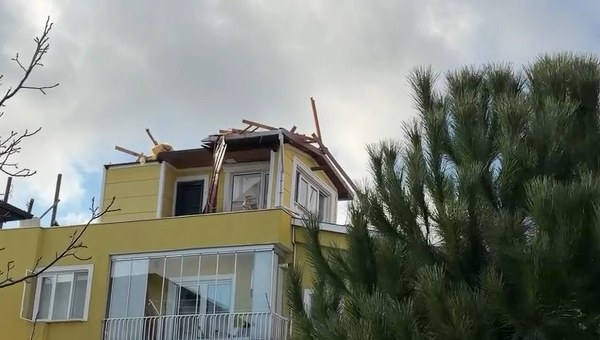 A W616530 06 600X340