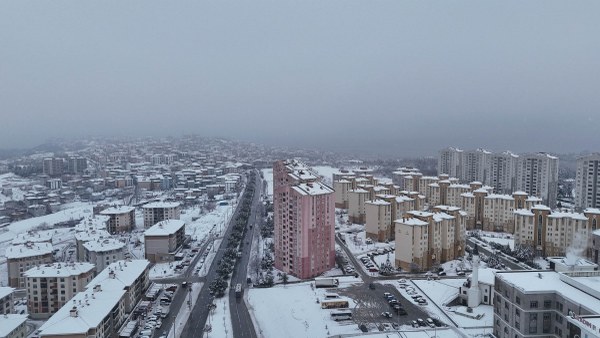 A W619133 03 600X338