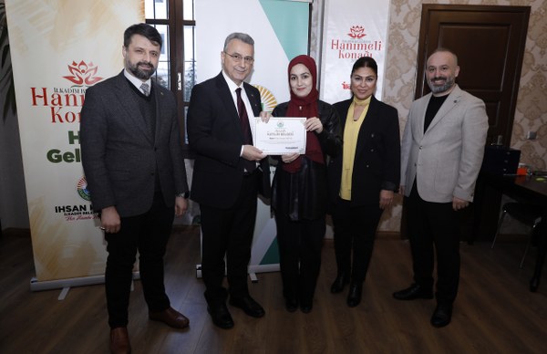 A W620893 02 600X388