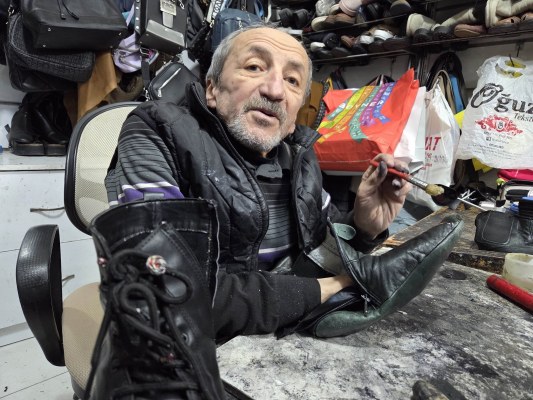 A W620951 06 533X400