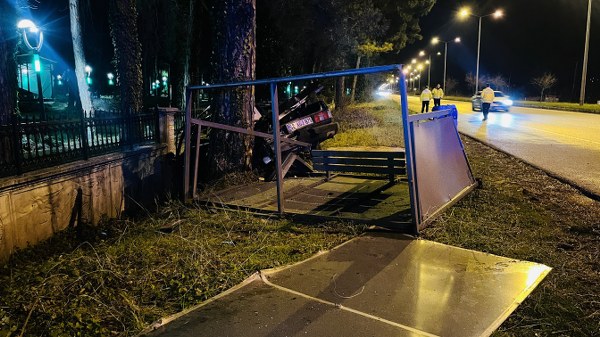 A W621305 04 600X337