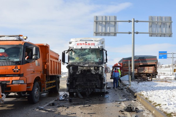 A W622371 01 600X400