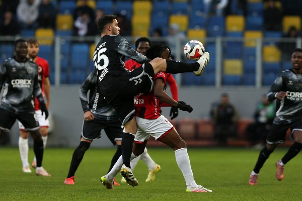 A W623051 02 600X400