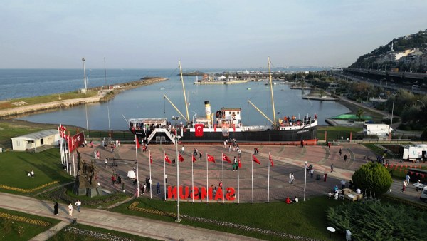 A W623627 06 600X338