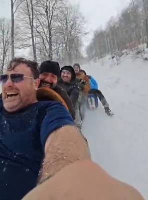 A W623695 02 297X400