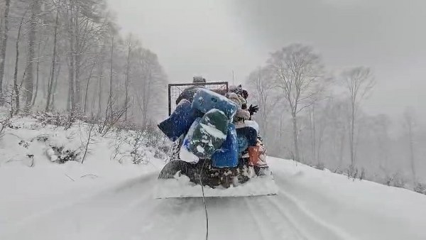 A W623695 04 600X338