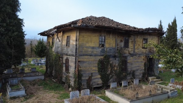 A W623699 01 600X338