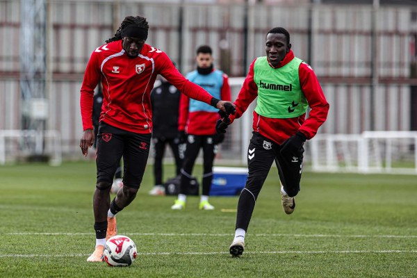 A W623812 04 600X400