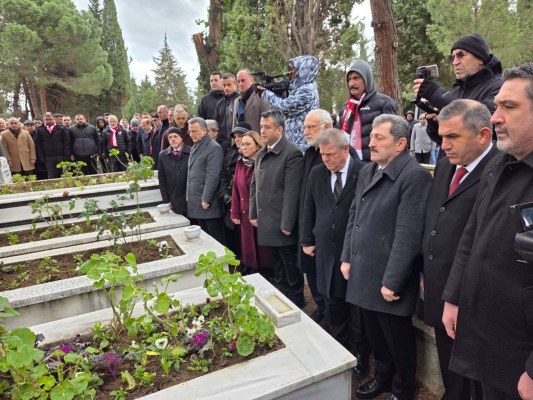 A W624302 06 533X400