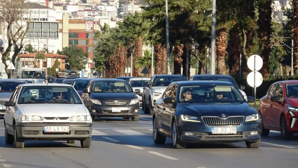 A W624985 02 600X338