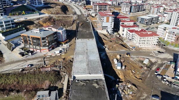 A W624985 06 600X338