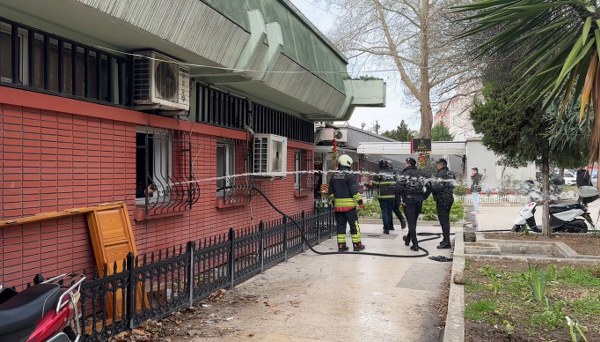 A W626774 04 600X342