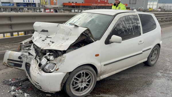 A W627295 03 600X337