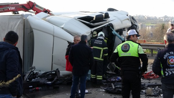 A W627537 04 600X338