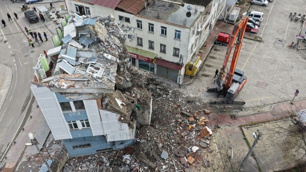 A W629646 02 600X338