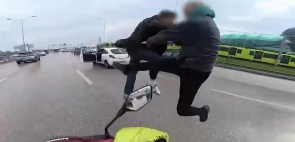 A W631773 01 600X290