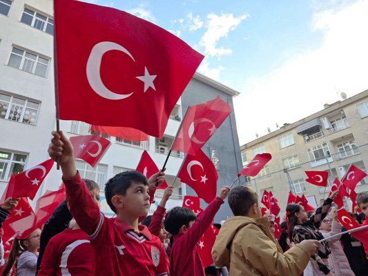 A W632705 02 533X400