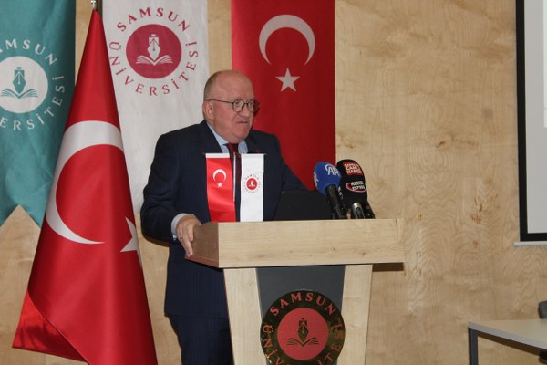 A W634194 01 600X400