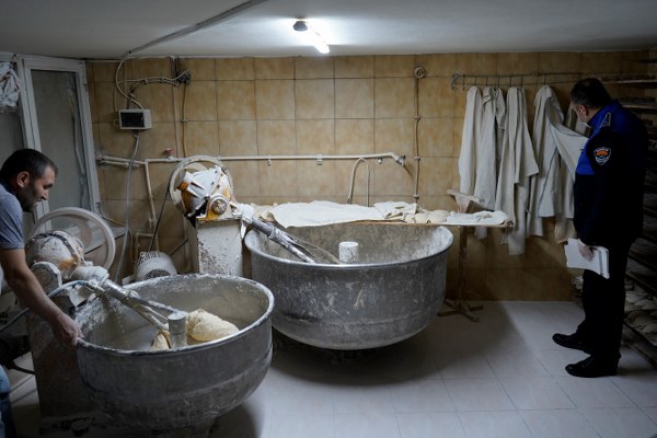 A W640142 04 600X400