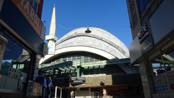 A W640242 08 600X338