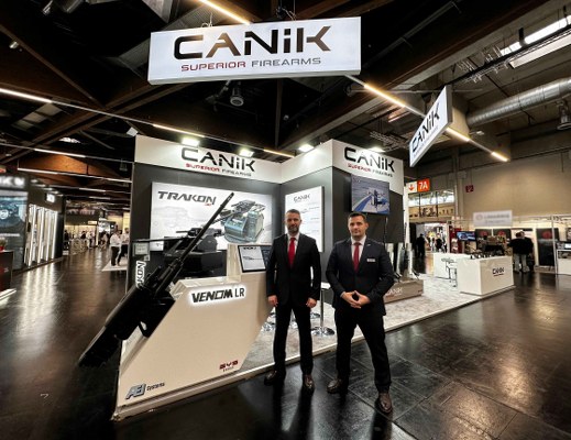 A W646798 04 519X400