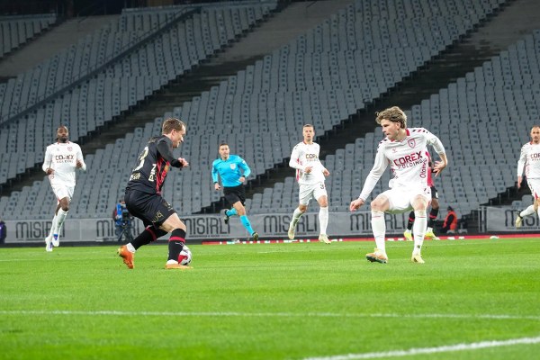 A W647621 01 600X400