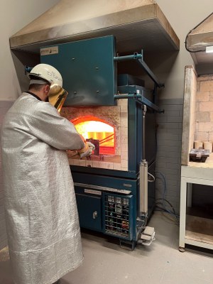 A W647847 04 300X400