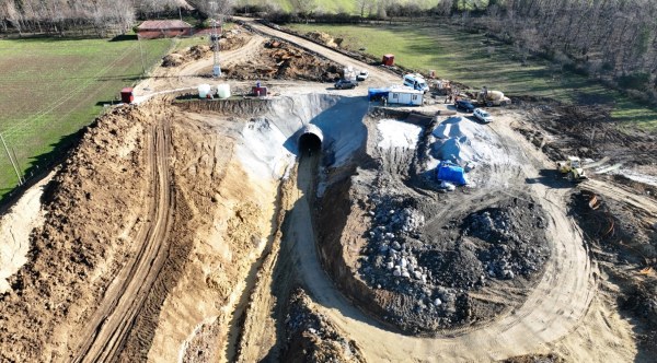 A W647884 03 600X332