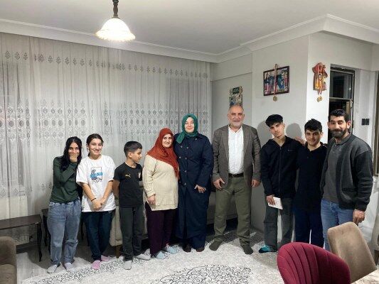 A W649496 01 533X400