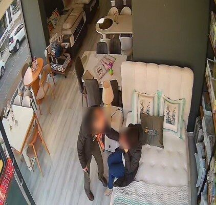 A W650498 02 422X400