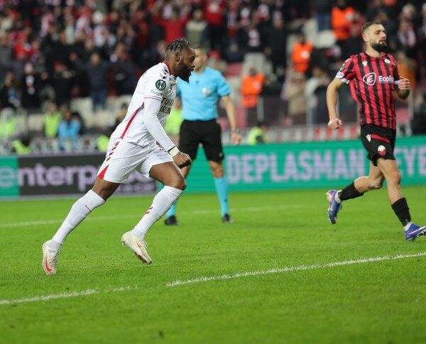 A W650640 03 600X485