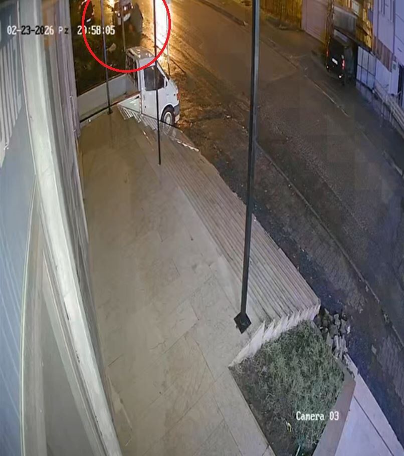 Y O L D A B A Y I R A S A G I K A Y A N O T O M O B I L E L E K T R 1183858 351690