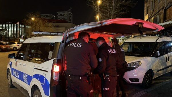 15 Y A S I N D A K I C O C U K H I R S I Z L I K Y A P T I G I K A 1196509 355784 600X337