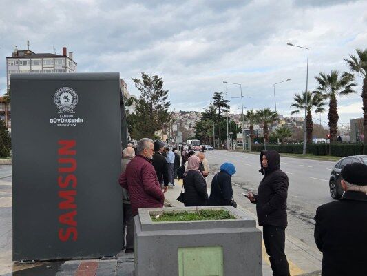 A W653782 02 533X400