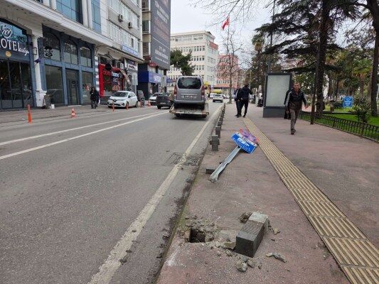 A W655481 02 533X400