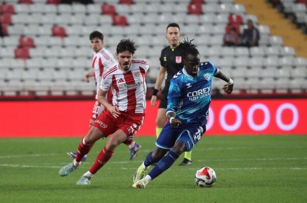 A W655724 01 600X396