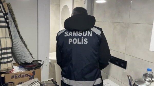 A W656078 02 600X335