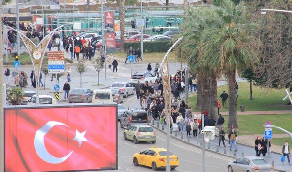 A W656349 01 600X355