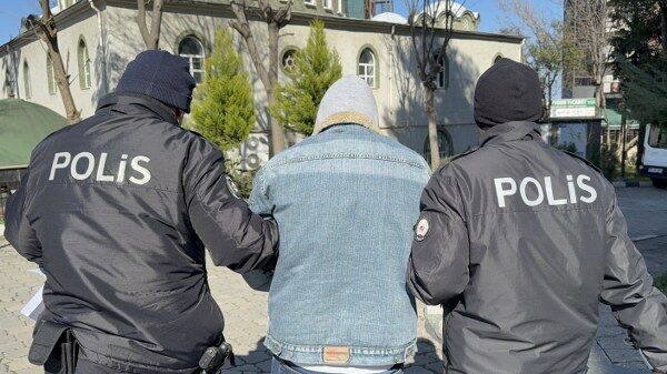 A W658284 03 600X337