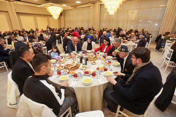 A W659402 03 600X400