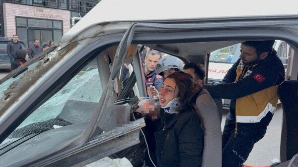 A W660886 04 600X337